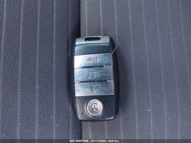 KNAFZ5A3XG5546272 KIA FORTE SX