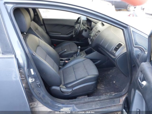 KNAFZ5A3XG5546272 KIA FORTE SX
