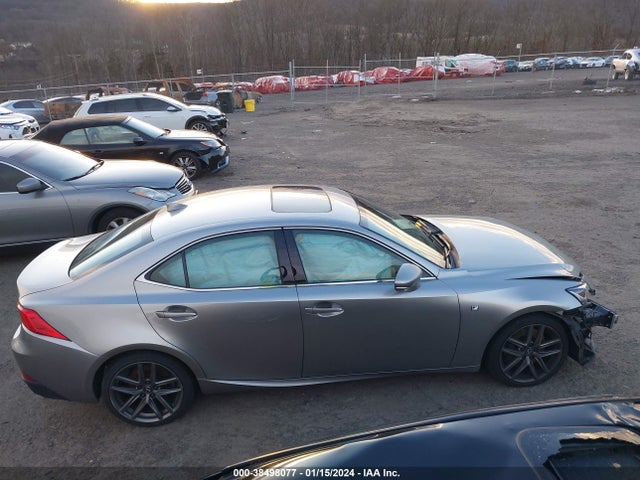 Lexus IS 300 2019 JTHC81D28K5038703 Image 13