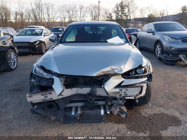 Lexus IS 300 2019 JTHC81D28K5038703 Image 6