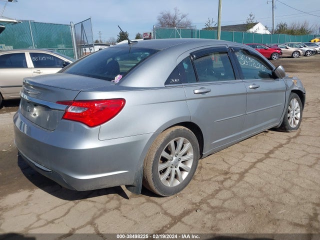 38498225 :رقم المزاد ، 1C3CCBBB4DN668346 vin ، 2013 Chrysler 200 Touring مزاد بيع