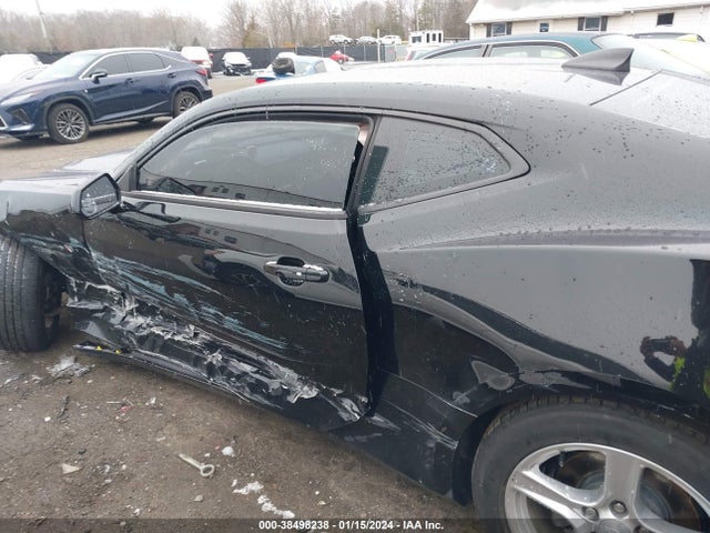 Chevrolet Camaro 1ls 2018 1G1FA1RX8J0112813 Image 14