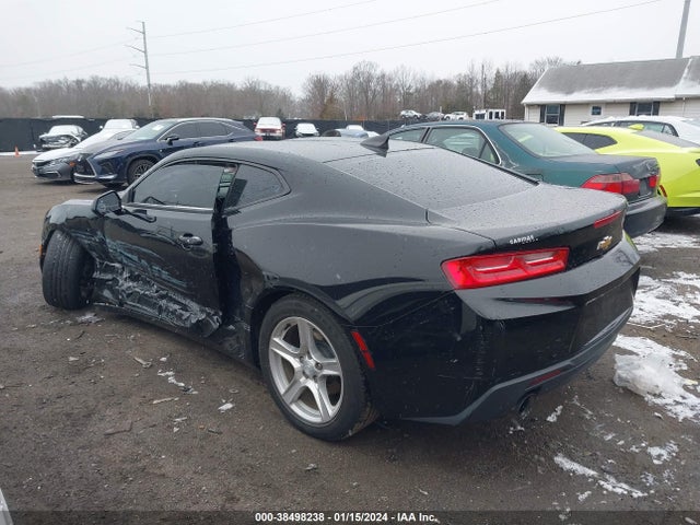Chevrolet Camaro 1ls 2018 1G1FA1RX8J0112813 Image 3