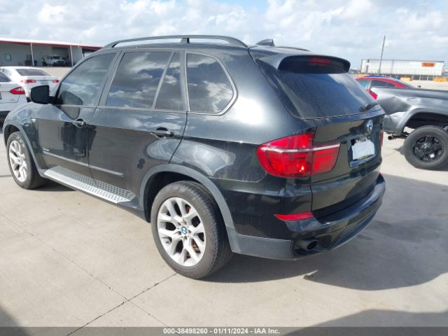 2013 BMW X5 5UXZV4C56D0B05785 Photo 2