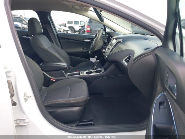 Chevrolet Cruze Ls Auto 2017 1G1BC5SMXH7273987 Image 5