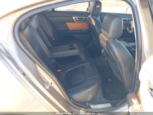 2010 JAGUAR XF SAJWA0FA9AHR55374 Photo 7