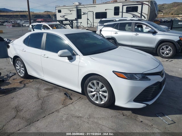 2020 TOYOTA CAMRY LE VIN: 4T1C11AK4LU927673