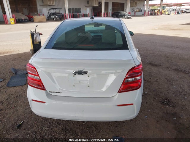 Chevrolet Sonic Ls Auto 2018 1G1JB5SG9J4114054 Image 16