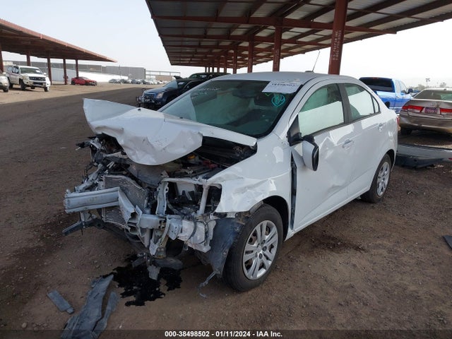Chevrolet Sonic Ls Auto 2018 1G1JB5SG9J4114054 Image 2