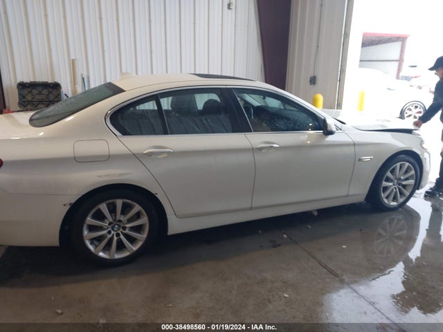 BMW 535i Xdrive 2016 WBA5B3C54GG257296 Image 13