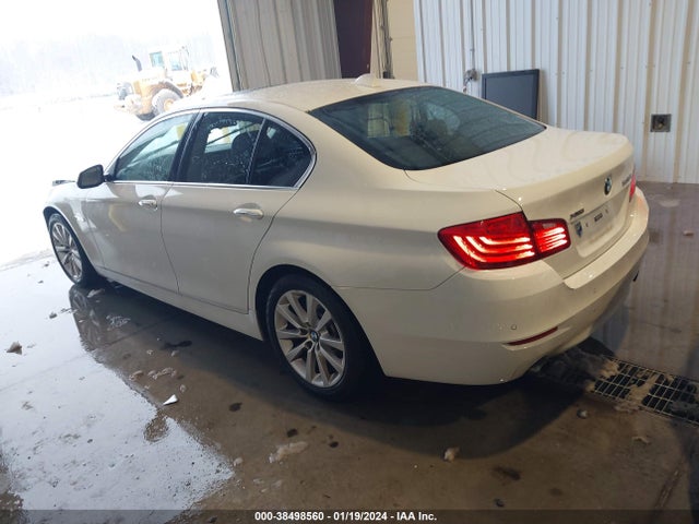 BMW 535i Xdrive 2016 WBA5B3C54GG257296 Image 3