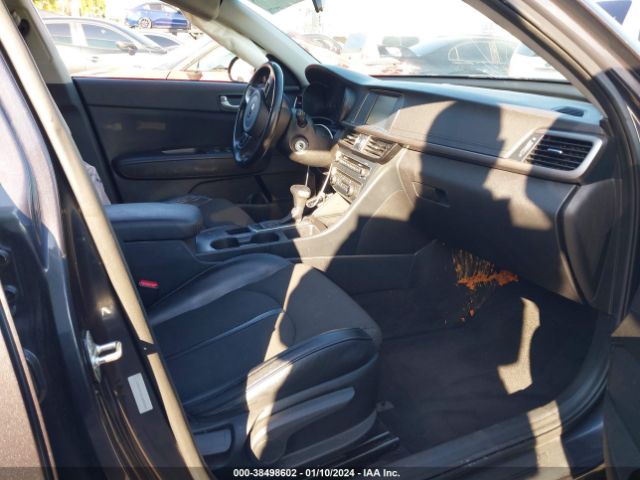 5XXGT4L35JG255262 KIA Optima S