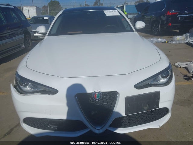 ZARFAECN6J7594278 Alfa Romeo Giulia Ti Sport Rwd