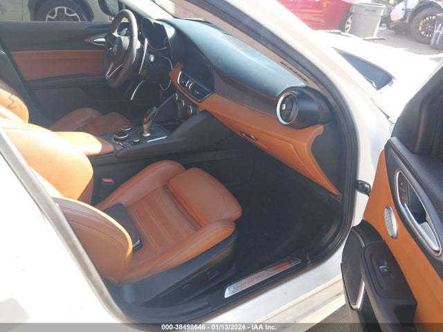 ZARFAECN6J7594278 Alfa Romeo Giulia Ti Sport Rwd