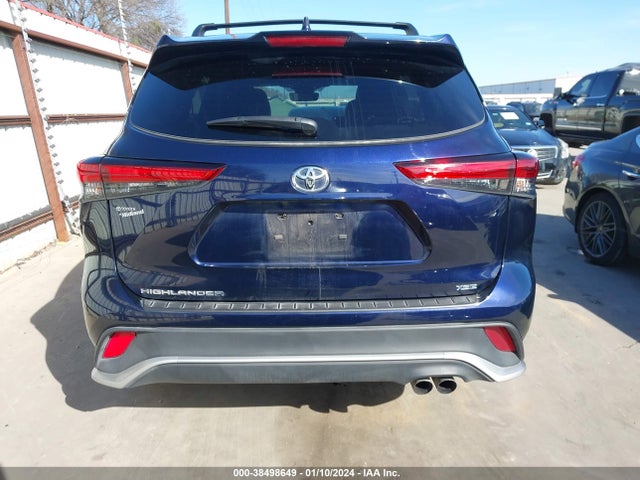 Toyota Highlander Xse 2022 5TDLZRAH2NS133925 Image 17