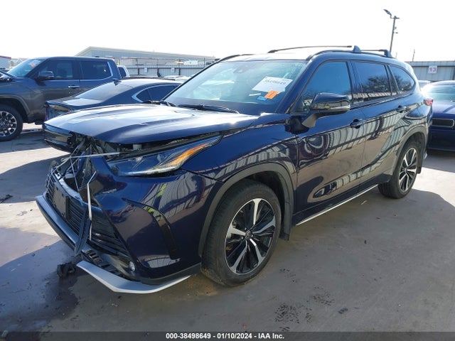 Toyota Highlander Xse 2022 5TDLZRAH2NS133925 Image 2