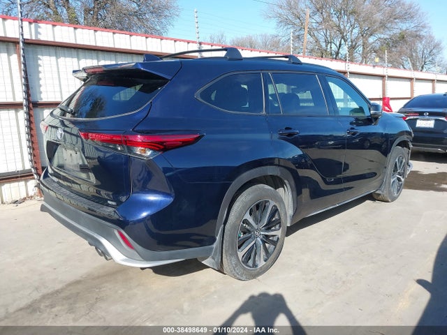 Toyota Highlander Xse 2022 5TDLZRAH2NS133925 Image 4