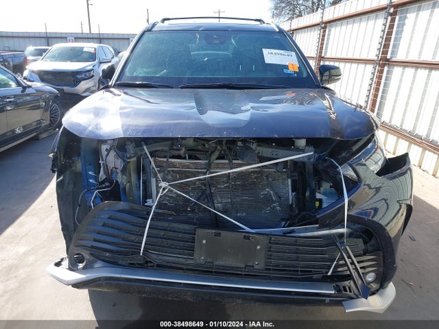 Toyota Highlander Xse 2022 5TDLZRAH2NS133925 Image 6