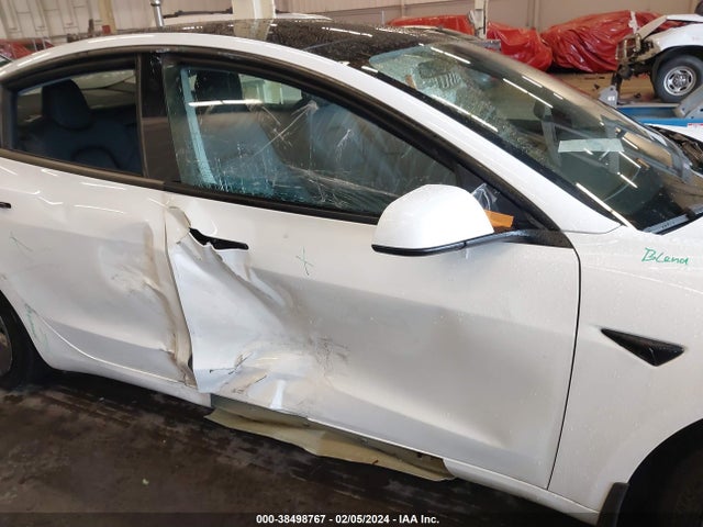 Tesla Model 3 Rear-wheel Drive 2022 5YJ3E1EA4NF101332 Image 21