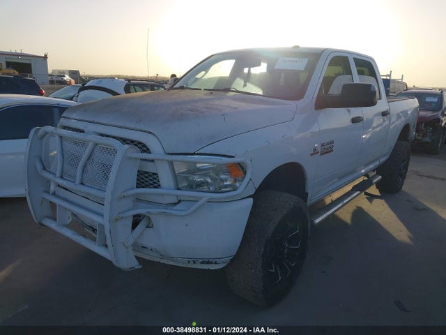 RAM 2500 Tradesman 2014 3C6UR5CL8EG144951 Image 2