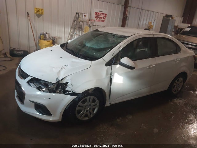 Chevrolet Sonic Ls Auto 2017 1G1JB5SH5H4174271 Image 2