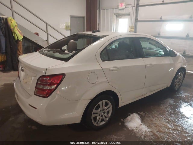 Chevrolet Sonic Ls Auto 2017 1G1JB5SH5H4174271 Image 4