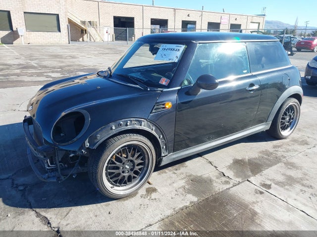 2012 MINI COOPER WMWSU3C57CT367130 Photo 1