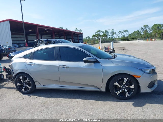 Honda Civic Touring 2017 19XFC1F93HE000574 Image 14