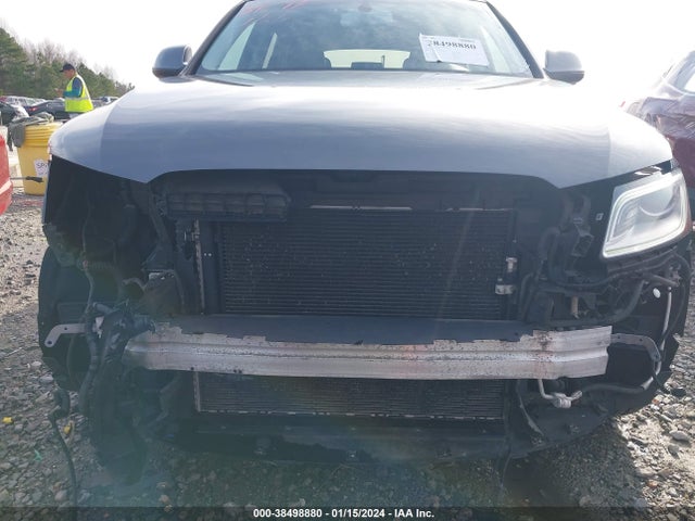 WA1DGAFP2EA020933 Audi Q5 3.0t Premium Plus