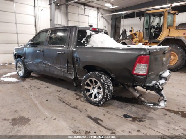 2019 RAM 1500 1C6SRFFT0KN796376 Photo 2