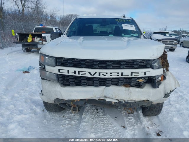 Chevrolet Silverado 1500 Custom 2019 1GCRYBEH9KZ402804 Image 12