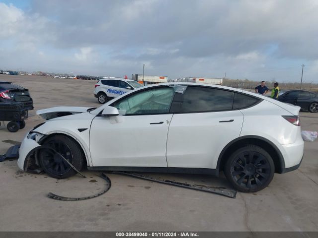 5YJYGDEE4MF210828 Tesla Model Y Long Range Dual Motor All-wheel Drive