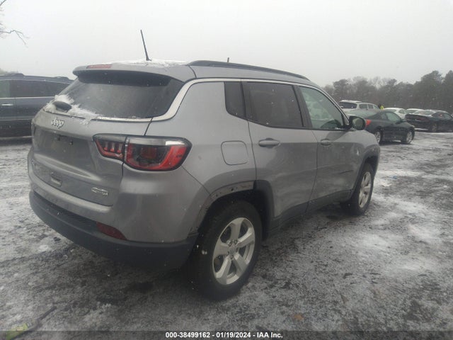 Jeep Compass Latitude 4x4 2019 3C4NJDBB9KT630291 Image 4