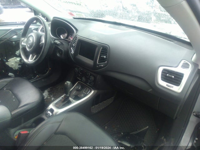 Jeep Compass Latitude 4x4 2019 3C4NJDBB9KT630291 Image 5