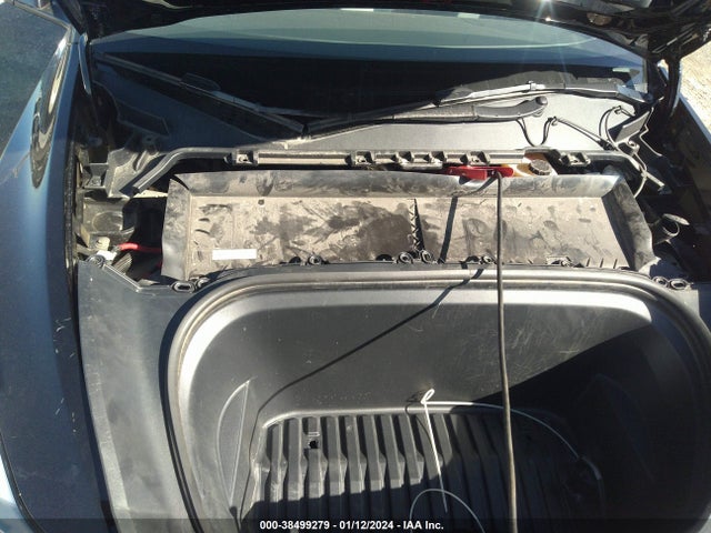 2023 TESLA MODEL Y 7SAYGDEE0PF748420 Photo 9