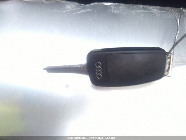 WA1ECCFSXHR014500 Audi Q3 2.0t Premium