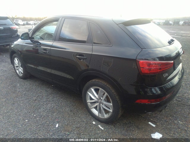 WA1ECCFSXHR014500 Audi Q3 2.0t Premium