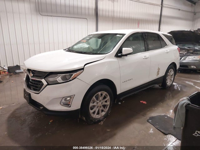 Chevrolet EQUINOX LT 2018 3GNAXSEV5JS631862 Image 2