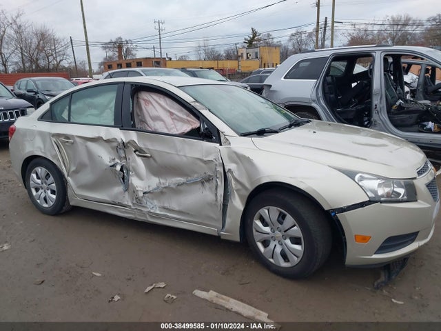 Chevrolet Cruze Ls Auto 2014 1G1PA5SH8E7295447 Image 6