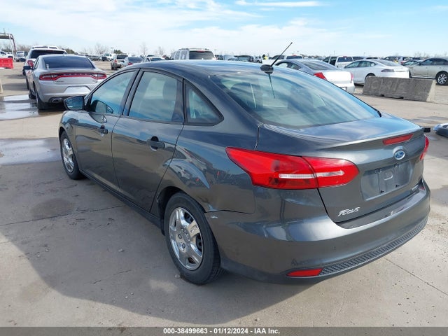 Ford FOCUS S 2015 1FADP3E25FL340914 Image 3