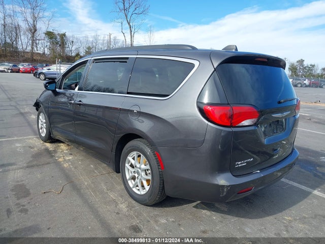 2C4RC1DGXMR547865 Chrysler Voyager Lxi