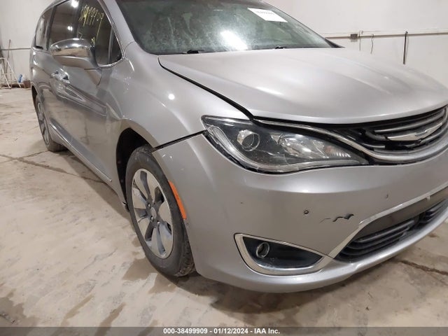 Chrysler Pacifica Hybrid Platinum 2017 2C4RC1N72HR745554 Image 6
