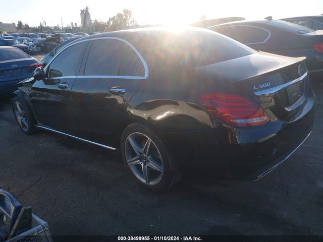 2017 MERCEDES-BENZ C 300 LUXURY/SPORT VIN: 55SWF4JB7HU231277