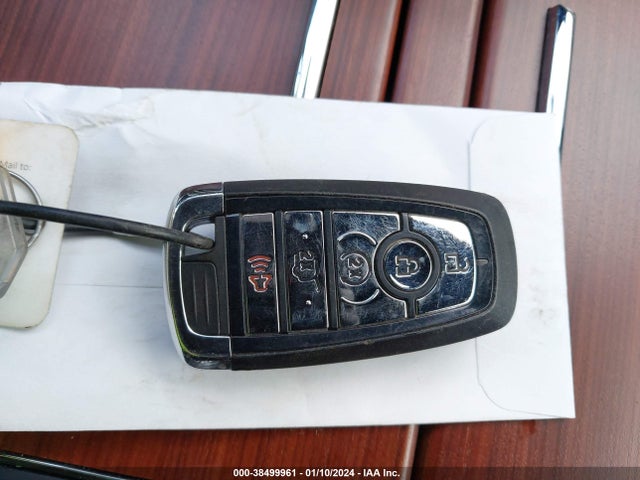 5LMJJ3NT4NEL05235 Lincoln Navigator Standard L