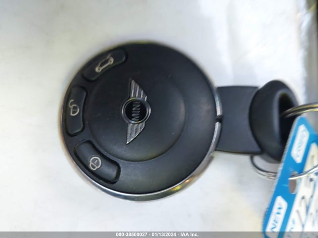 2011 MINI COOPER S WMWSV3C54BTY14167 Photo 10