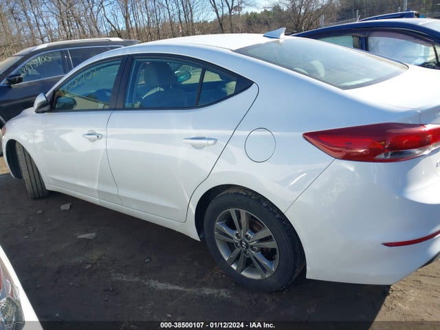 Hyundai 2017 2017 5NPD84LF9HH009344 Image 30