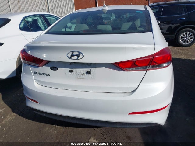 Hyundai 2017 2017 5NPD84LF9HH009344 Image 32