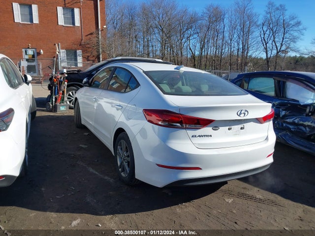 Hyundai 2017 2017 5NPD84LF9HH009344 Image 19