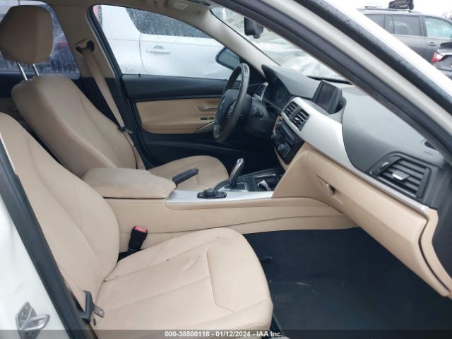 WBA8E1G55JNU89461 BMW 320i