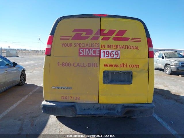 Chevrolet Express 2500 Work Van 2017 1GCWGAFF1H1246570 Image 16
